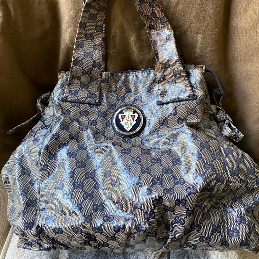 Gucci Large Patent Hysteria Tote, Authentic